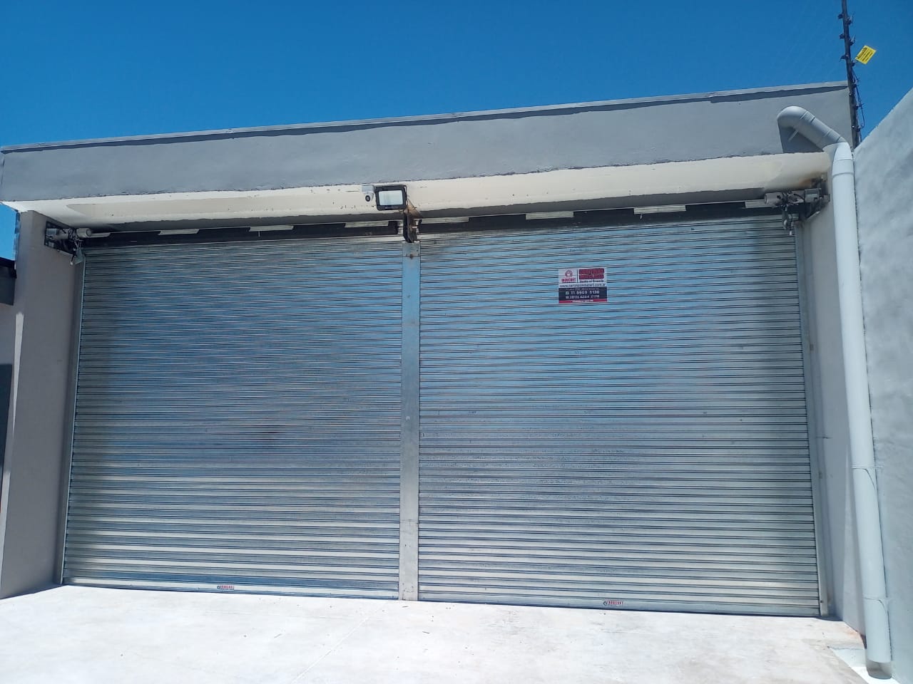 Cortina metálica industrial Inducort en Llavallol